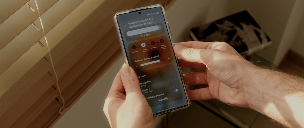 Galaxy Buds 4 Pro: głośno gra, choć cicho wygrał